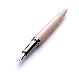 Ashera Aeon Holly Fountain pen