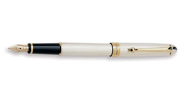 アウロラ 88 スモール シルバー.925 ゴールド装飾 Fニブ