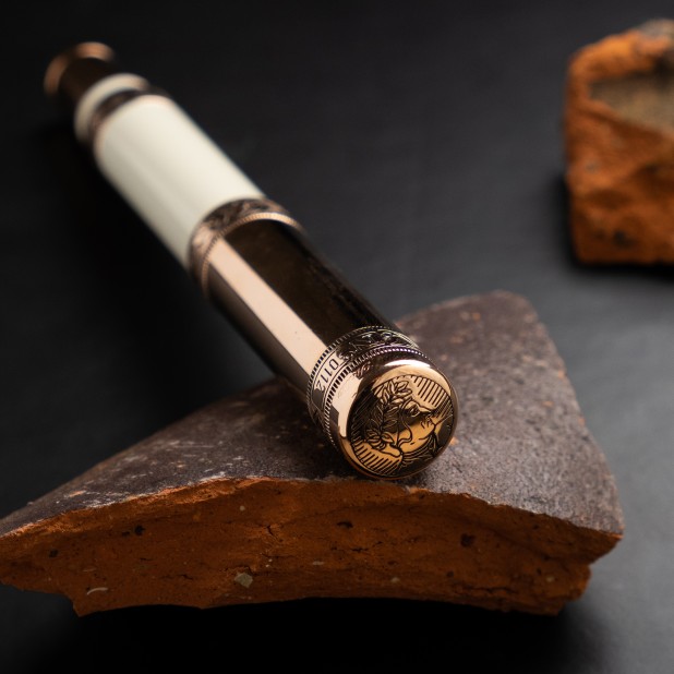Aurora Dante Paradiso Fountain pen
