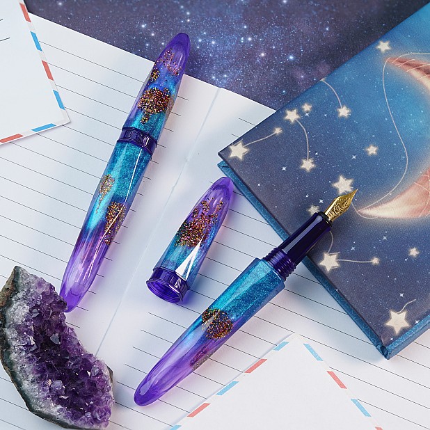 Benu Briolette Amethyst Tide Pióro Wieczne