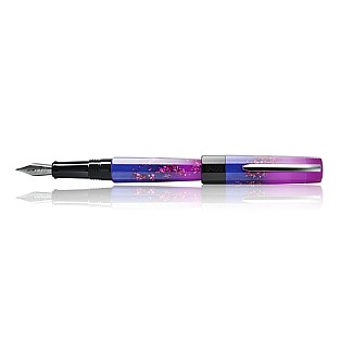Benu Euphoria Luminous Love Story Fountain pen