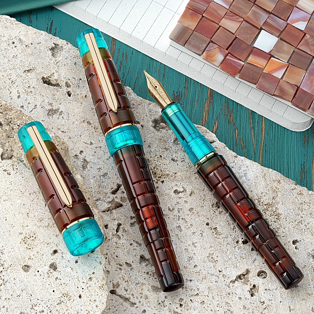 Benu Tessera Ribbon Turquoise GT Stylo Plume