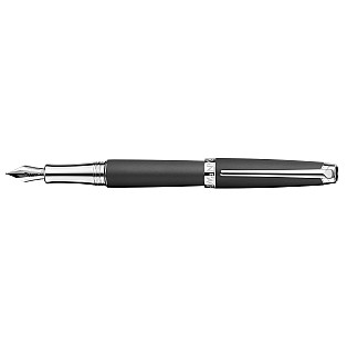 Caran d'Ache Léman Matte Black Fountain pen