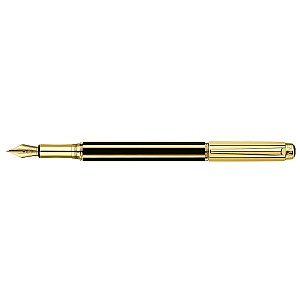 Caran d'Ache Varius Chinablack Lacquer Gold Fountain pen