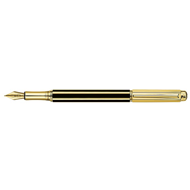 Caran d'Ache Varius Chinablack Lacquer Gold Fountain pen