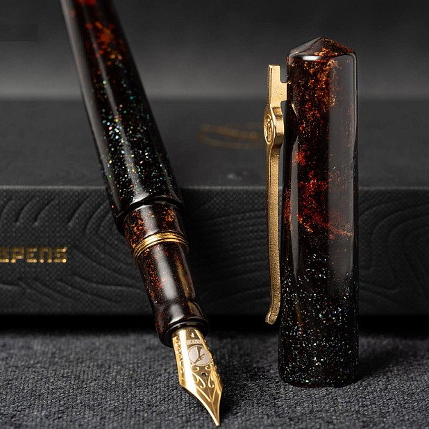 ConCoPens Vietnamese Lacquer Galaxy 01 Reservoarpenna