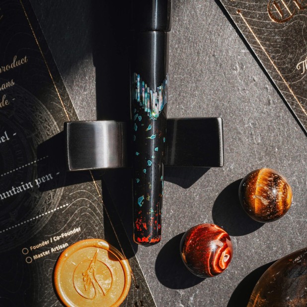 ConCoPens Mother-of-Pearl Lacquer Inlay Ocean Serenade 02 Caneta de Tinta Permanente