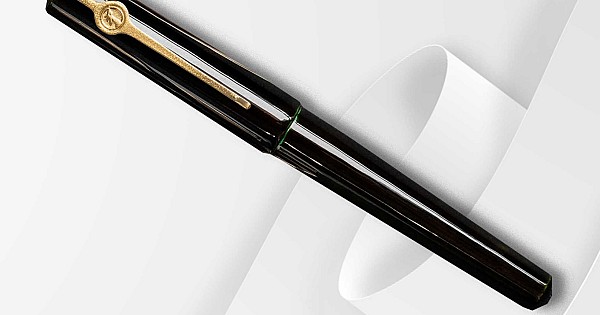 ConCoPens Vietnamese Lacquer Mộc Jade Line Fountain Pen - Vulpen