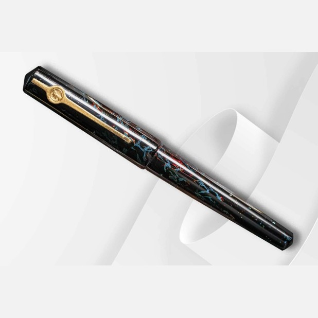 ConCoPens Vietnamese Lacquer Obsidia Stylo Plume