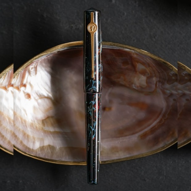 ConCoPens Vietnamese Lacquer Obsidia Stylo Plume