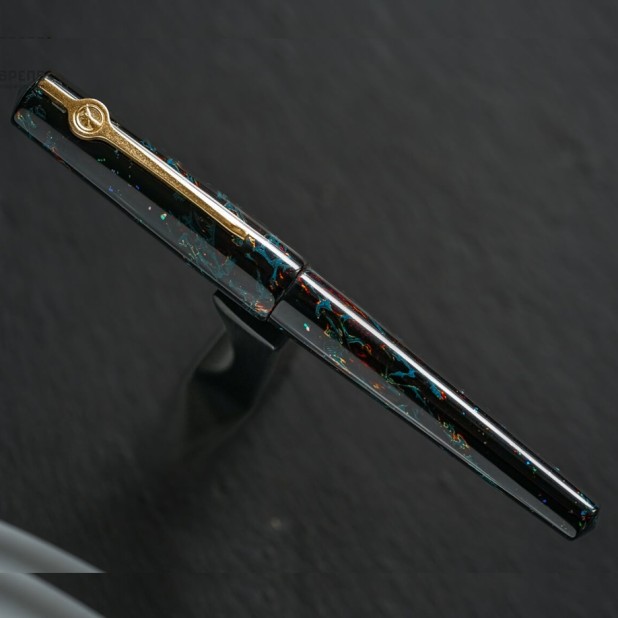 ConCoPens Vietnamese Lacquer Obsidia Stylo Plume