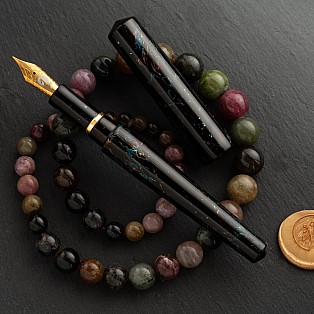 ConCoPens Vietnamese Lacquer Obsidia Stylo Plume