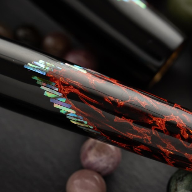 ConCoPens Vietnamese Lacquer Pyre Füllfederhalter