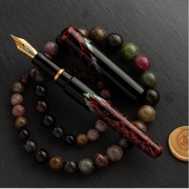 ConCoPens Vietnamese Lacquer Pyre Füllfederhalter
