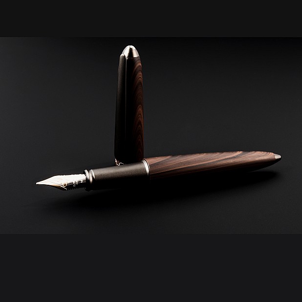Diplomat Aero Black Forest Caneta de Tinta Permanente