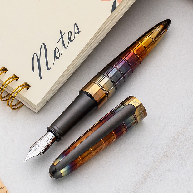 Diplomat Aero Rhomb Flame Caneta-tinteiro