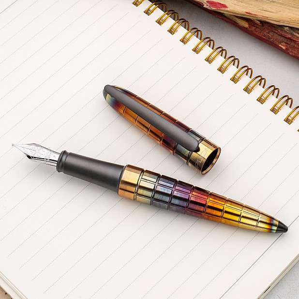 Diplomat Aero Rhomb Flame Caneta-tinteiro