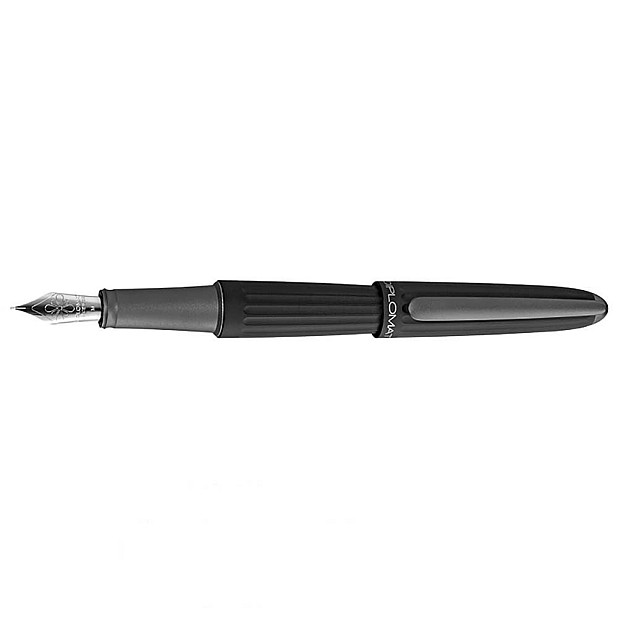 Diplomat Aero Matte Black Vulpen