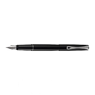 Diplomat Esteem Black Laque Fountain pen