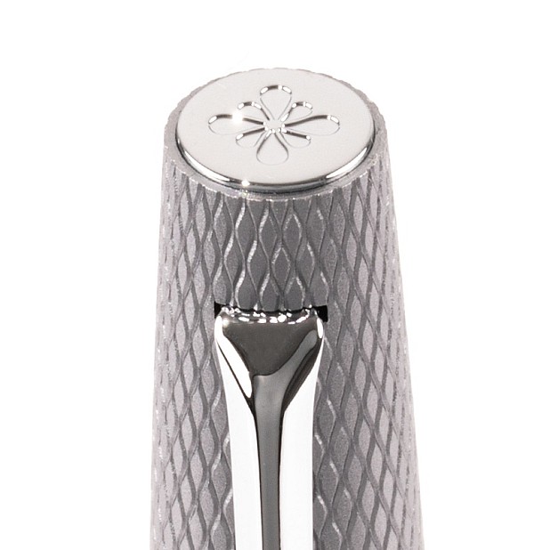 Diplomat Viper Silver Guilloche Fountain pen
