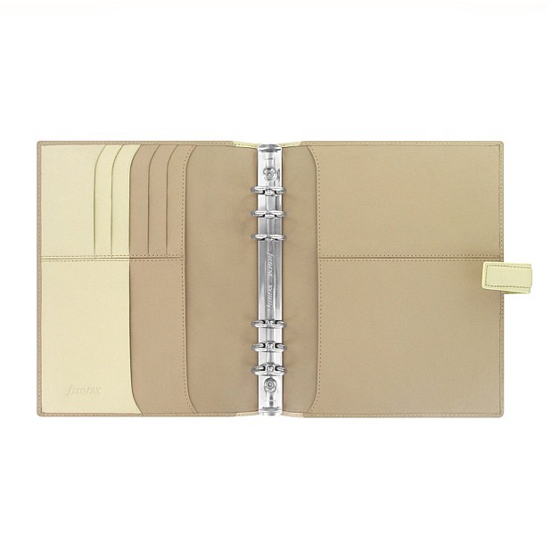Filofax Nappa Vanilla A5 Organizer