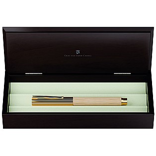 Graf von Faber-Castell Bloom Hornbeam Fountain pen