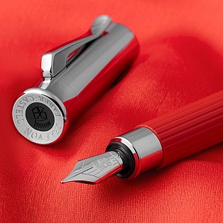 Graf von Faber-Castell Tamitio India Red Fountain pen