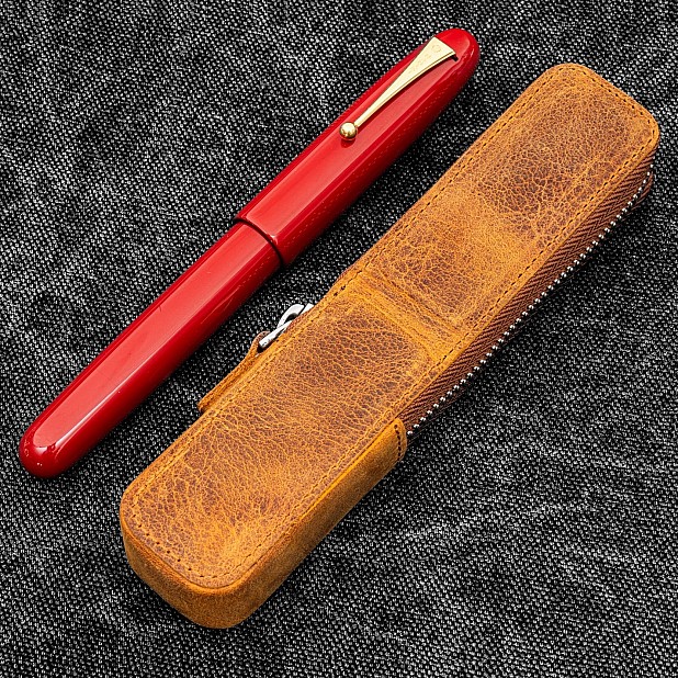 Galen Leather Magnum Opus Zippered Single Crazy Horse Brown Oversized Hard Pen Case