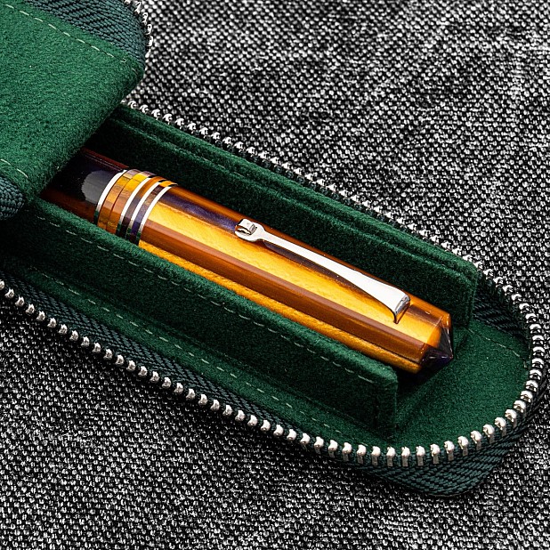 Galen Leather Magnum Opus Zippered Single Crazy Horse Forest Green Oversized Hard Pen Case