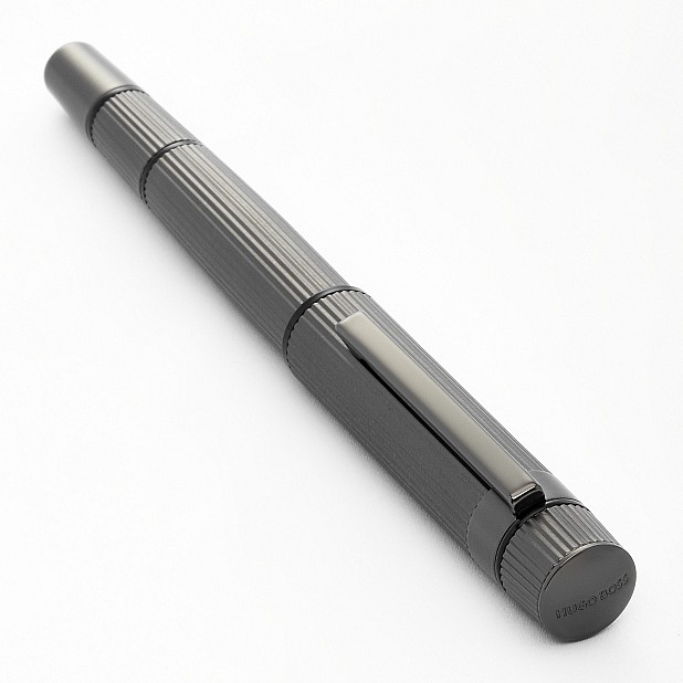 Hugo Boss Core Gunmetal Pluma estilográfica