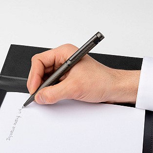 Hugo Boss Loop Diamond Gunmetal Ballpoint Hugo Boss Loop Diamond Gunmetal Ballpoint