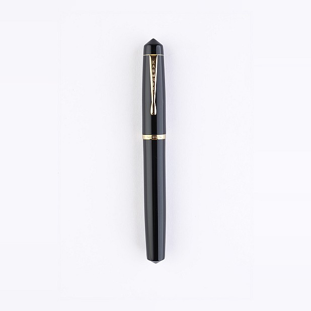 Kanwrite Legacy Solid Black Acrylic GT Fountain Pen