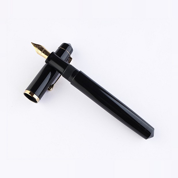 Kanwrite Legacy Solid Black Acrylic GT Fountain Pen