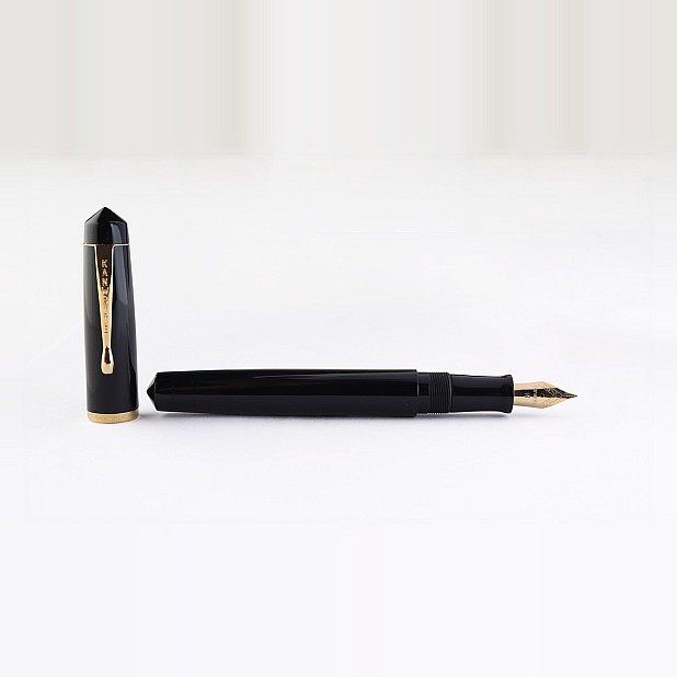 Kanwrite Legacy Solid Black Acrylic GT Fountain Pen