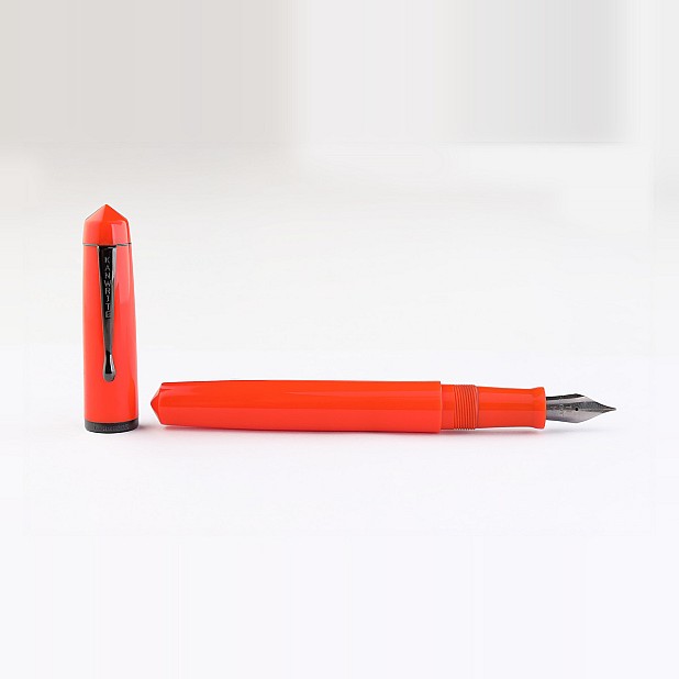 Pióro wieczne Kanwrite Legacy Solid Orange z ebonitu BT