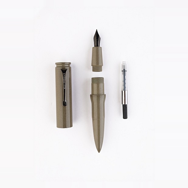 Kanwrite Magnum Bullet Desert Sands Ebonite BT reservoarpenna