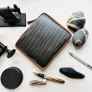 Kyoku Haku Iron Zippered Pen Pouch (Tenfold)