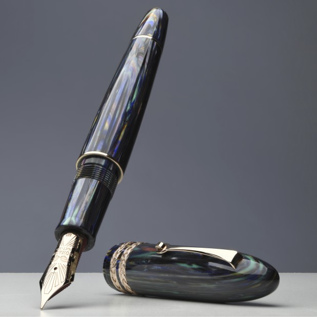 Leonardo Cigar LeonArco Mother of Pearl Authentic Celluloid RGT Plumo Estilográfica