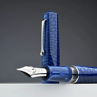 Leonardo Momento Zero Grande 2.0 Juma Dragon Skin Blue ST Fountain pen