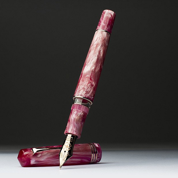 Leonardo Momento Zero Grande 2.0 The Power of Flower Sakura RGT Fountain pen