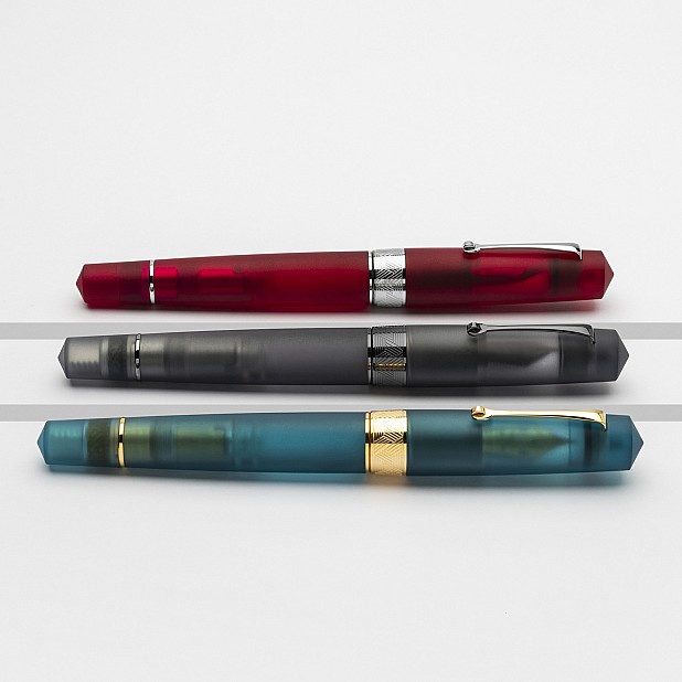 Leonardo Momento Zero Grande Pura Frosted Grey RT Fountain pen
