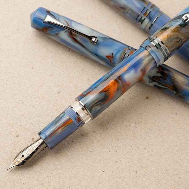 Leonardo Momento Zero Grande 2.0 SBREBROWN Canadian Winter RT Fountain pen