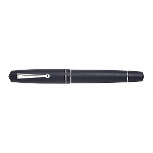 Leonardo Momento Zero Matte Black ST Fountain pen