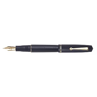 Leonardo Momento Zero Matte Black GT Fountain pen