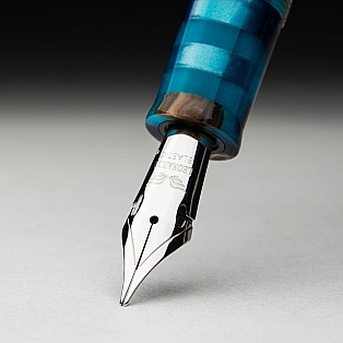 Leonardo Momento Zero Steel Elastic Nib in Removable Unit Leonardo Momento Zero Steel Elastic Nib in Removable Unit