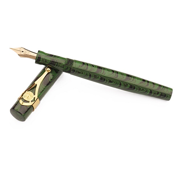 Magna Carta Mag 500 Green Ripple Ebonite GT Vulpen