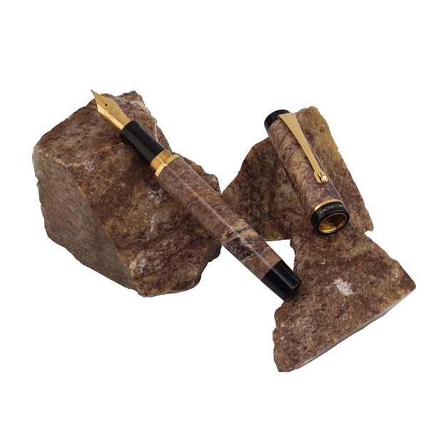 Magna Carta Mineral Series Bronzite Caneta de Tinta Permanente