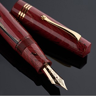 Maiora Everest Ebonite Vulcania Stylo Plume