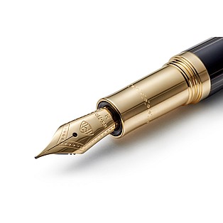Maybach The Peak I Lustrous Midnight Black GT Fountain Pen