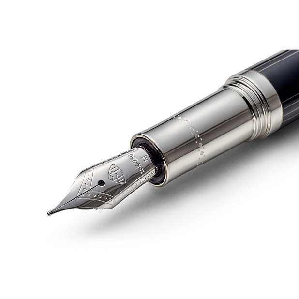 Pluma Estilográfica Maybach The Peak I Lustrous Midnight Black PT